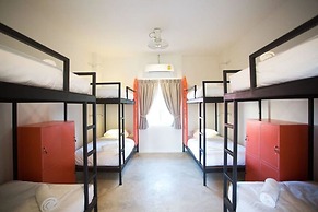 Mad Monkey Chiang Mai - Hostel