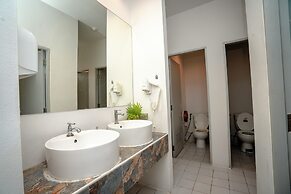 Mad Monkey Chiang Mai - Hostel