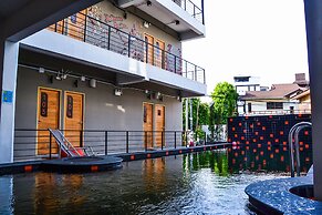 Mad Monkey Chiang Mai - Hostel