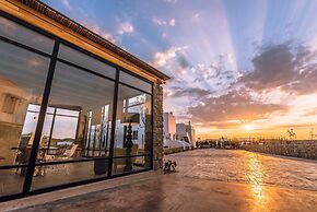 Portes Mykonos Suites & Villas