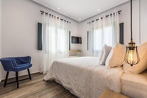 Portes Mykonos Suites & Villas