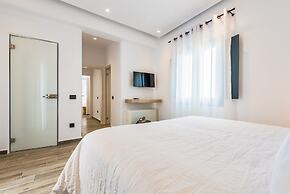 Portes Mykonos Suites & Villas