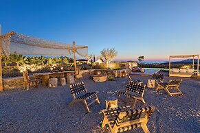 Portes Mykonos Suites & Villas