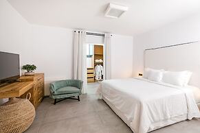 Portes Mykonos Suites & Villas