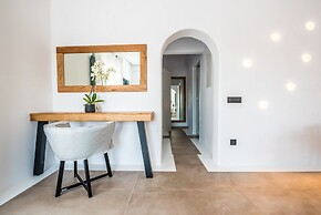 Portes Mykonos Suites & Villas