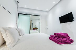 Portes Mykonos Suites & Villas