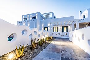 Portes Mykonos Suites & Villas