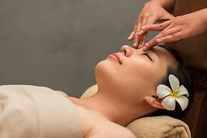 Silver Palms Residence