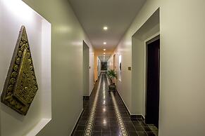 Silver Palms Residence