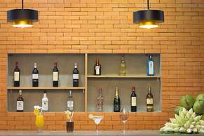 Silver Palms Residence