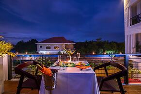 Silver Palms Residence