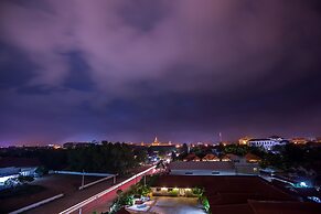 Silver Palms Residence