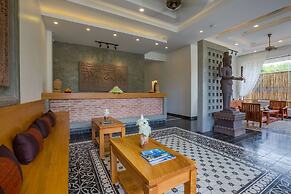 Silver Palms Residence