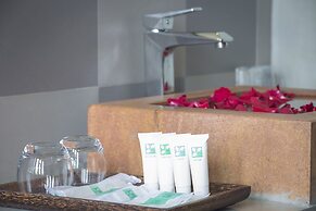 Silver Palms Residence