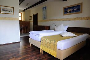 Hotel Schlossresidenz Heitzenhofen