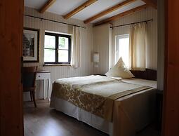 Hotel Schlossresidenz Heitzenhofen
