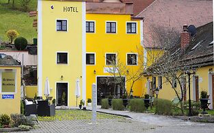 Hotel Schlossresidenz Heitzenhofen