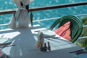 Boujis Boutique Resort