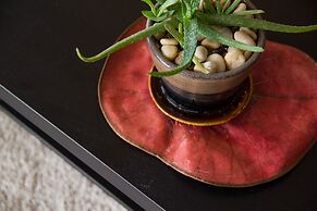 Boujis Boutique Resort