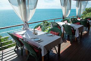 Boujis Boutique Resort