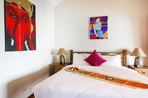 Boujis Boutique Resort