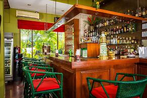 Boujis Boutique Resort