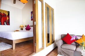 Boujis Boutique Resort