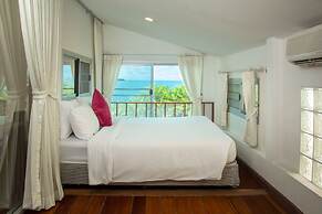 Boujis Boutique Resort