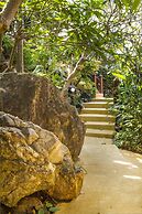 Boujis Boutique Resort