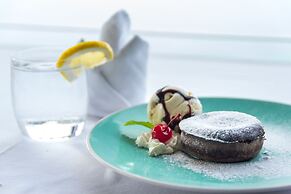 Boujis Boutique Resort