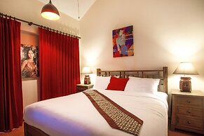 Boujis Boutique Resort