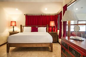 Boujis Boutique Resort