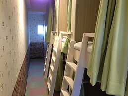 Fukuoka Guest House Little Asia Kokura - Hostel