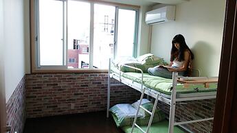 Fukuoka Guest House Little Asia Kokura - Hostel