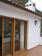 Apartamentos La Muela Chulilla