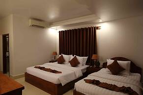 Holy Angkor Hotel