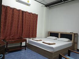 Super Hostel
