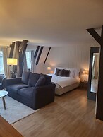Stylish Apartment in the Heart of Zug by Airhome