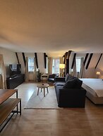 Stylish Apartment in the Heart of Zug by Airhome