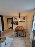 Stylish Apartment in the Heart of Zug by Airhome