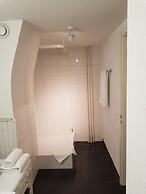 Stylish Apartment in the Heart of Zug by Airhome