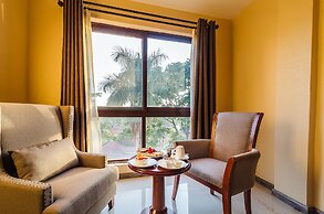 Hillside Plaza Hotel