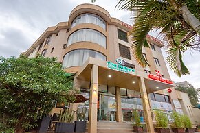 Hillside Plaza Hotel