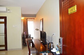 Hillside Plaza Hotel