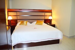 Hillside Plaza Hotel