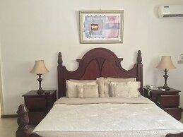 Embassy Suites Hotels & Restaurant