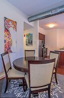 Deedee's Hideaway on Grove