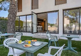 B&B HOTEL Nîmes Ville Active