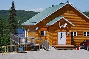 Auberge La Taniere A Tadoussac