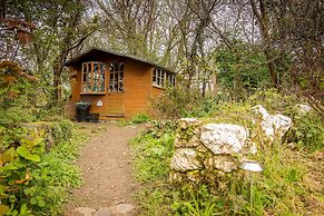 Ceridwen Glamping, Double decker Bus and Yurts